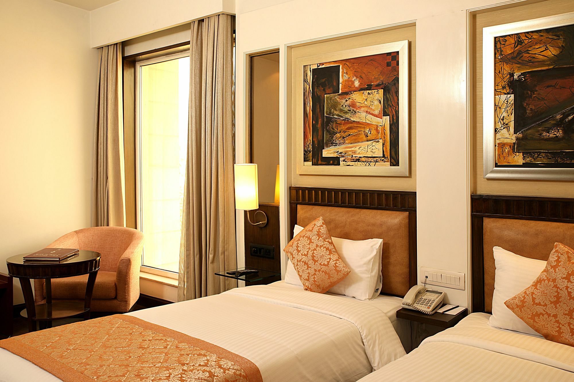 Inde Hotel Signature Tower Gurgaon Zewnętrze zdjęcie